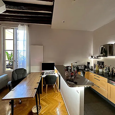 Apartment Superbe Et Inoubliable Le Marais Paris