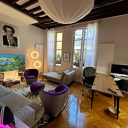 Apartment Superbe Et Inoubliable Le Marais